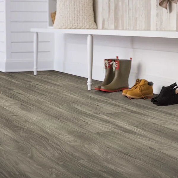The Oxford and Batesville, MS area’s best luxury vinyl flooring store is Kizer Flooring